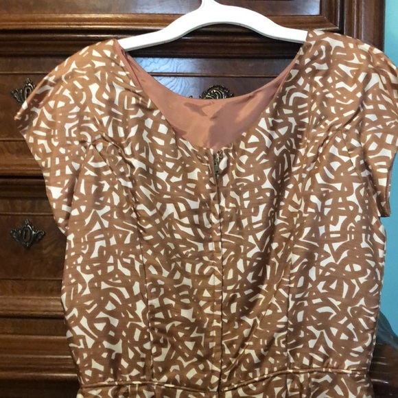 Beautiful formal/business casual dress w/pea coat - Picture 4 of 7